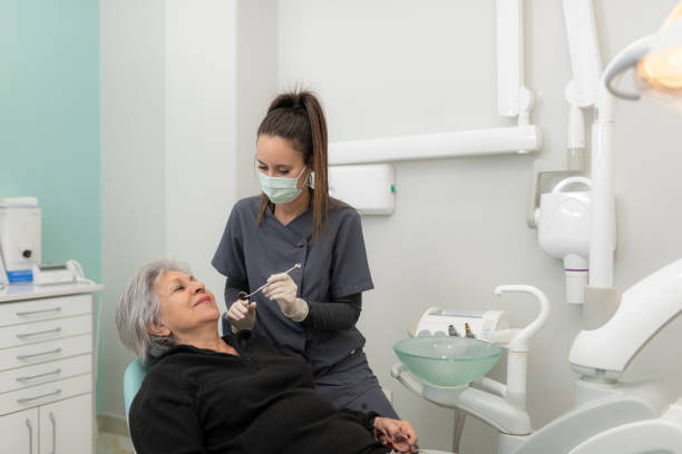 Best Emergency Tooth Extraction in Clifton, IL